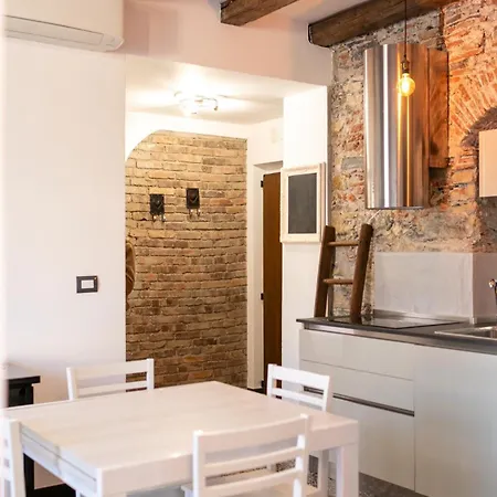 Casa Nelly -free Parking In The Blu Area Apartment