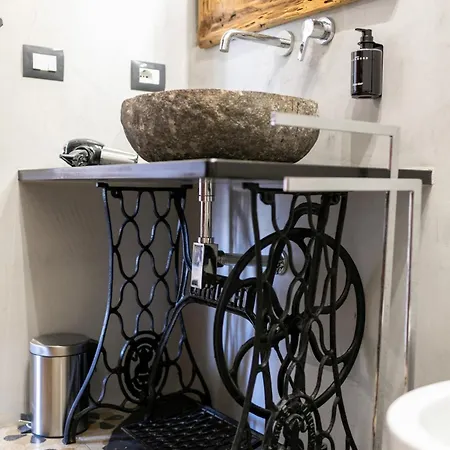 Apartment Casa Nelly -free Parking In The Blu Area