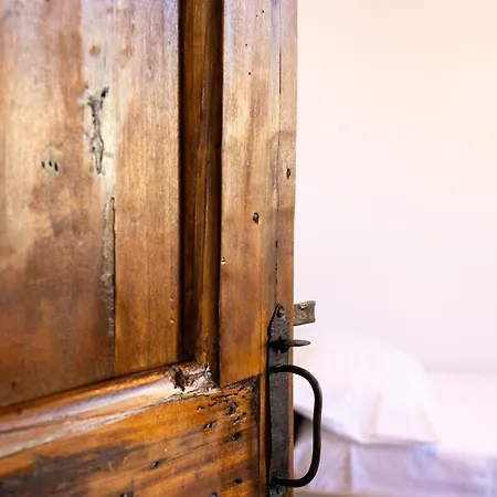 Casa Nelly -free Parking In The Blu Area *